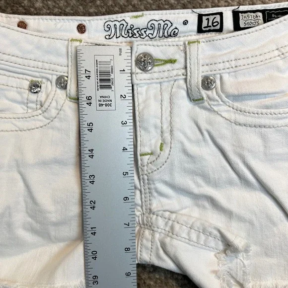 Miss Me Girls White Denim Cutoff Shorts Embroidered Rhinestone Size 16 26X3 - Picture 8 of 11